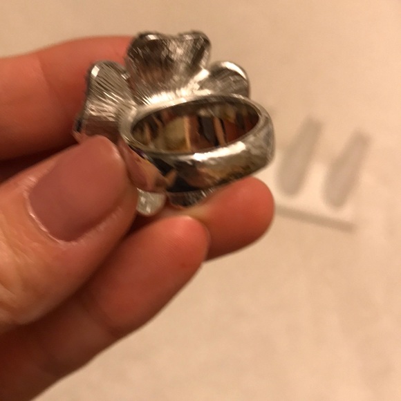 Lia Sophia Dahlia Ring Flower with Rhinestones - Picture 4 of 5